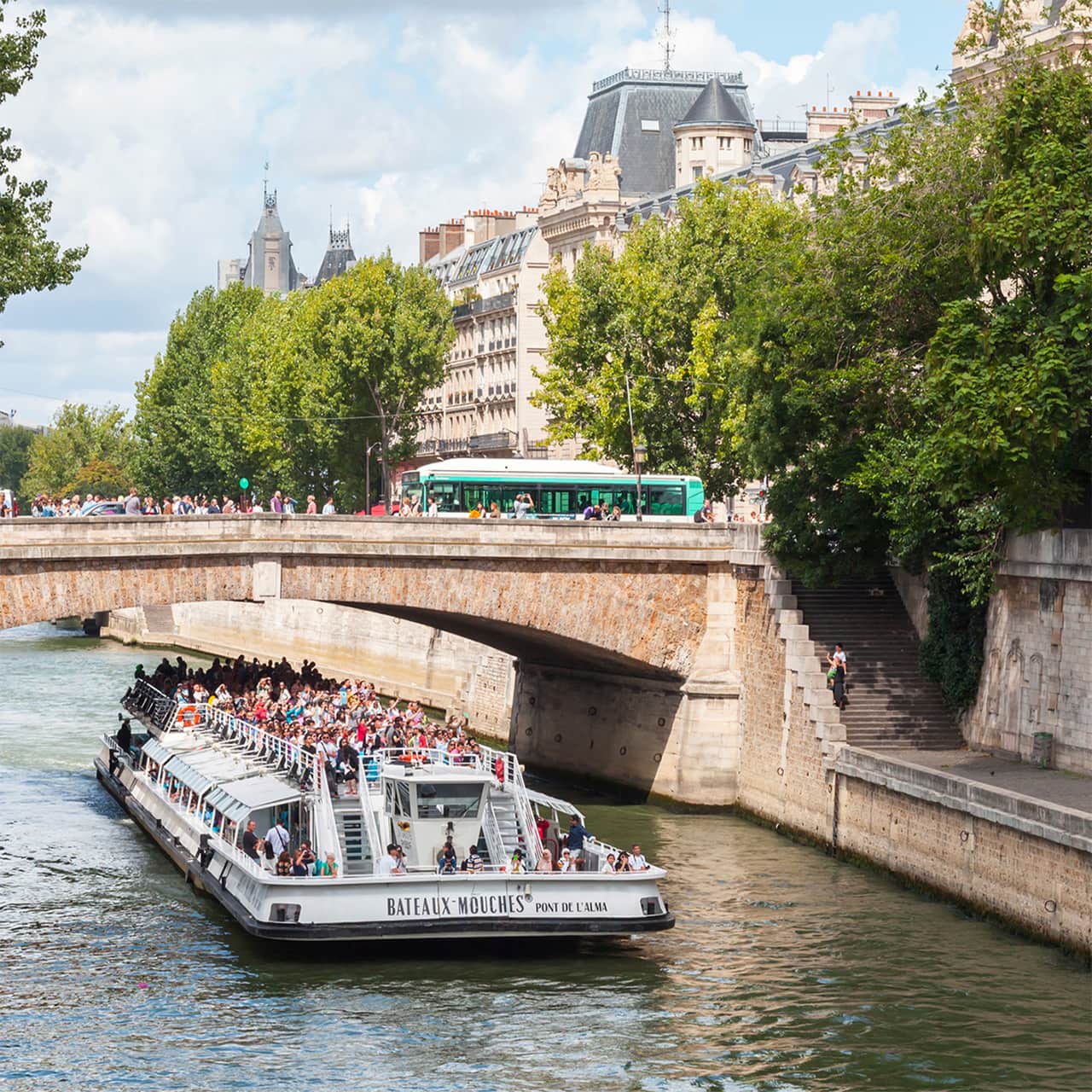 bateaux mouche crociera sulla senna parigi