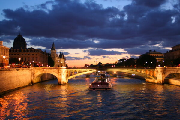 Dienstregeling cruises op de Seine